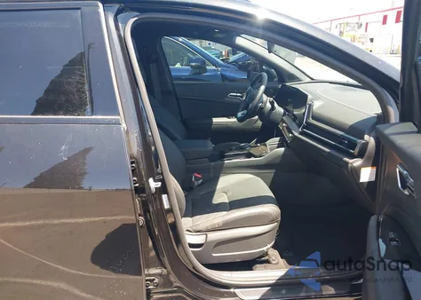 2025 Kia Sportage Plug-In Hybrid X-Line из США, поврежденный, VIN KNDPYDDH6S7215973